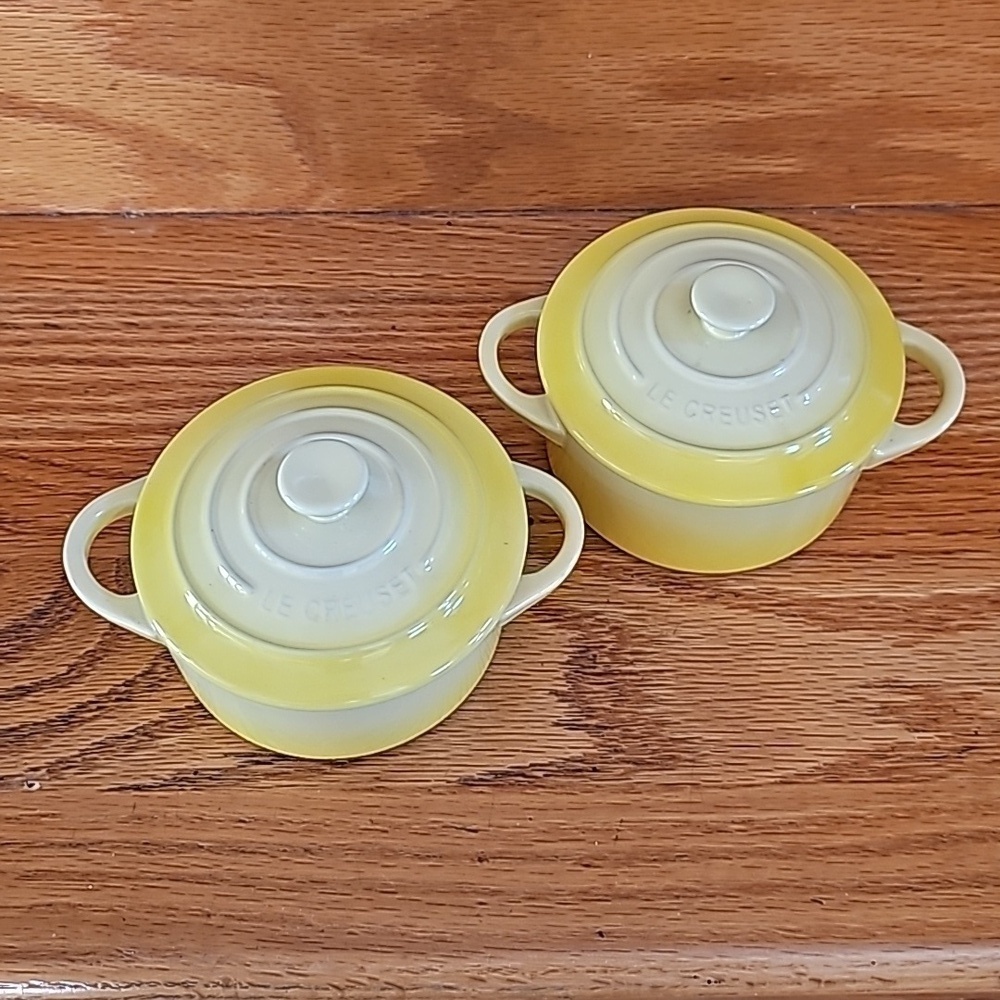 NWT Le Creuset 10cm Mini Round 8oz Cocotte Baking Dish – EASTER Yellow